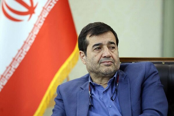 ورود وزیر ورزش به انتخاب مربیان فوتبال: باید از جوانان استفاده کنیم - خبرگزاری سوشال لند | اخبار ایران و جهان
