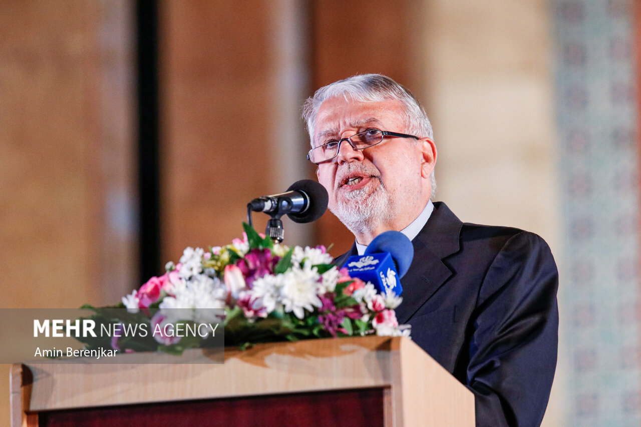 وزیر گردشگری: برای یک میلیارد یورو درآمد از صنایع دستی هدف گذاری کردیم - خبرگزاری سوشال لند | اخبار ایران و جهان