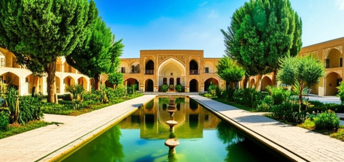 باغ مدرسی مهریز: جاذبه دیدنی و تاریخی یزد