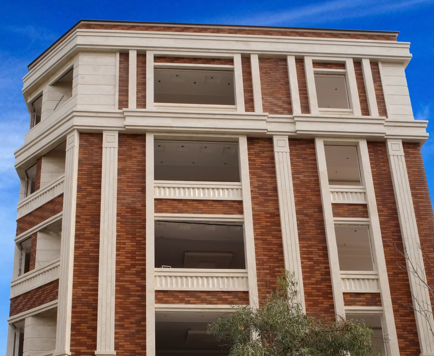 نمای ساختمان آجر نسوز و سنگ