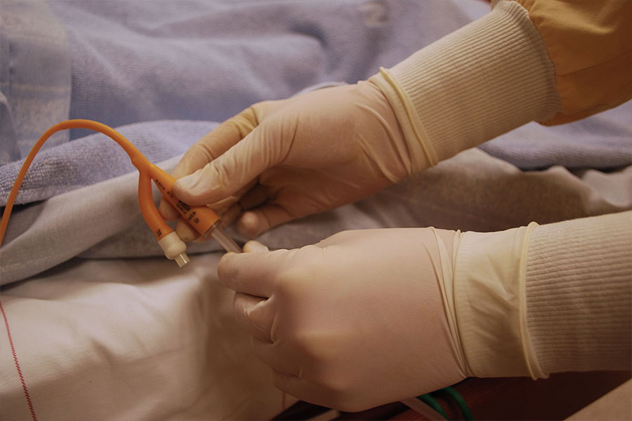 اصول اولیه بهداشت و مراقبت روزانه از سوند در منزل